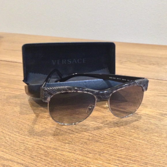 Versace Sunglasses Black w/ Shimmery Silver Patterns - Picture 1 of 9
